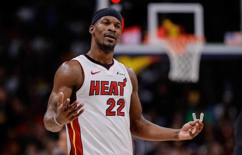 包含巴特勒关键节点高光表现，热火带队取胜！的词条